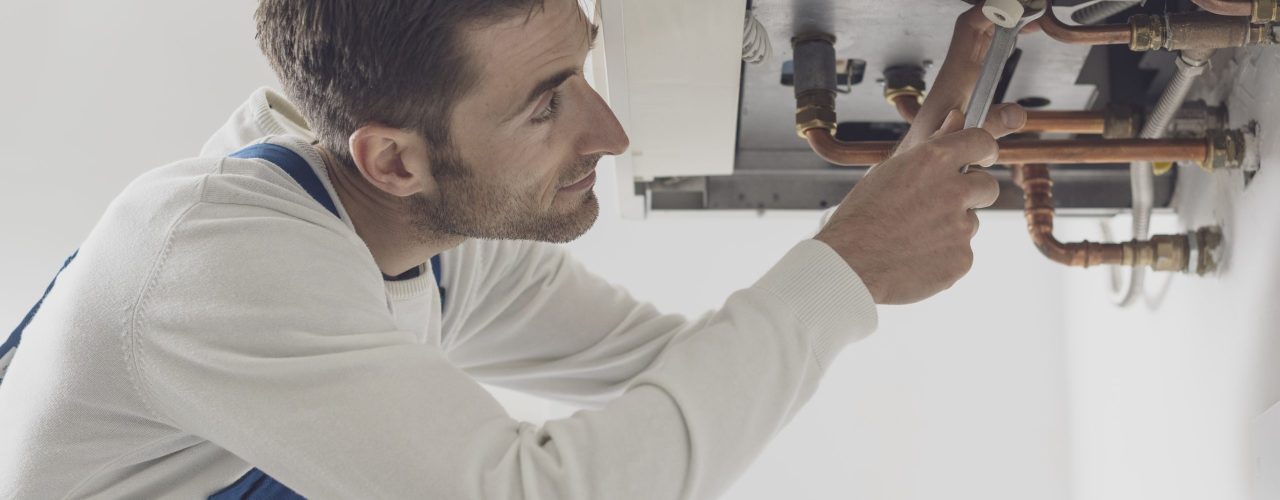 plombier-pour-une-reparation-fuite-d-eau-express