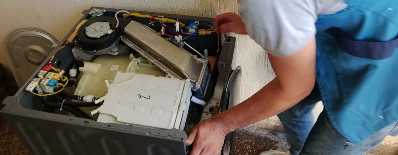 technicien-reparation-machine-a-laver-a-domicile